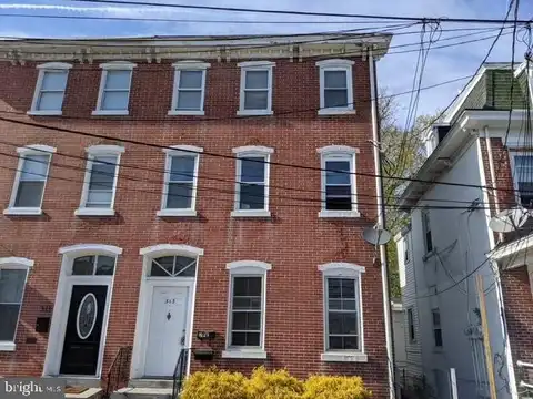 313 E BROAD STREET, BURLINGTON, NJ 08016