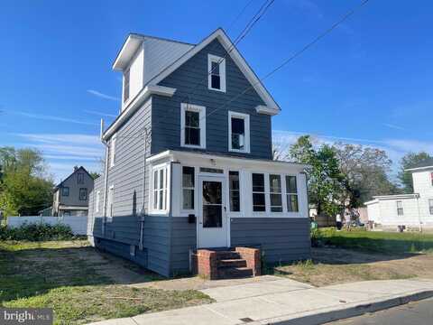 119 W WASHINGTON STREET, PAULSBORO, NJ 08066