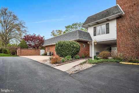 1950 CHESTNUT STREET, CAMP HILL, PA 17011