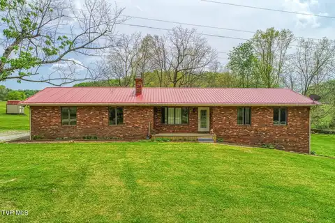 2618 Carters Valley Road, Surgoinsville, TN 37873