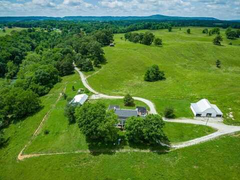 899 Messenger Rd., SPARTA, TN 38583