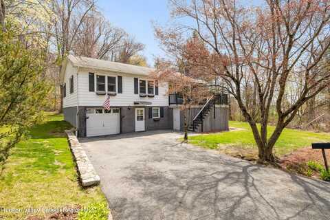 12 Ontario Road, Carmel, NY 10512