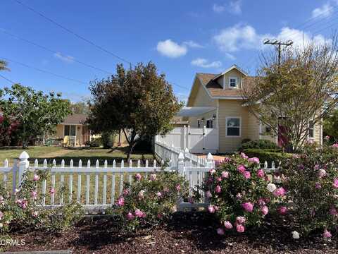 253/261 E Pearl St, Port Hueneme, CA 93041