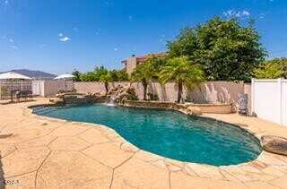 2210 Via Loma, Camarillo, CA 93012