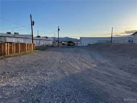 1729 Hancock Way, Bullhead City, AZ 86442