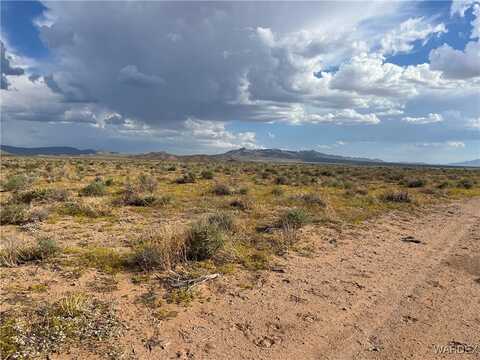 00 E Tres Drive, Kingman, AZ 86401