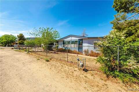 2075 E Thompson Avenue, Kingman, AZ 86409