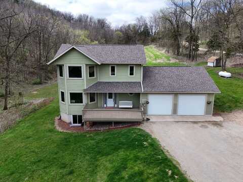 1667 Singing Bird Lane, New Albin, IA 52160