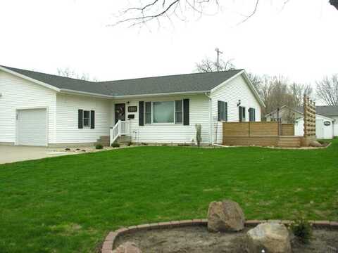 415 Park Street, Osage, IA 50461