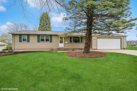 303 GARNER Drive, Waverly, IA 50677