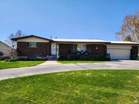 982 ORCHARD, River Heights, UT 84321