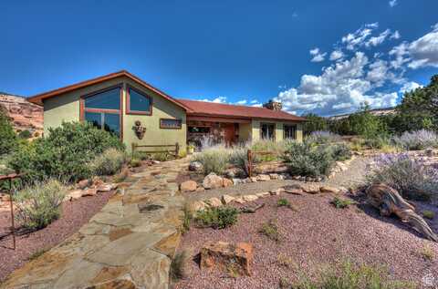 48 W JENNAH, Moab, UT 84532