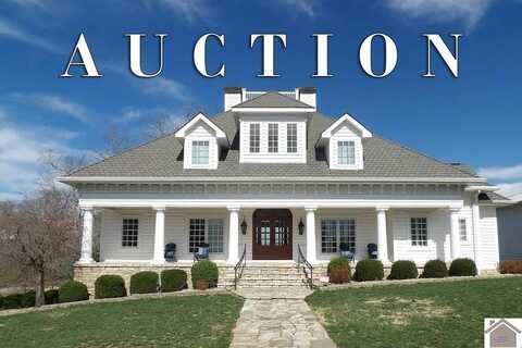 720 Bay View Dr W, Grand Rivers, KY 42045
