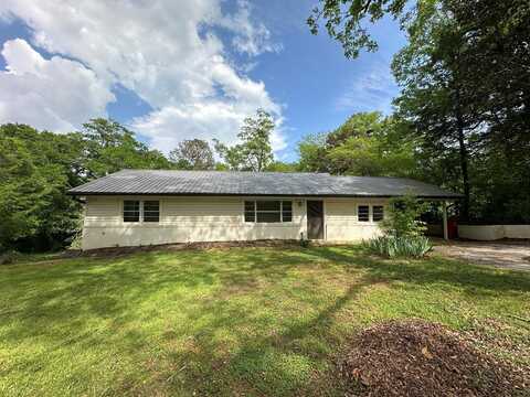 132 N Johnson St, Bowdon, GA 30108
