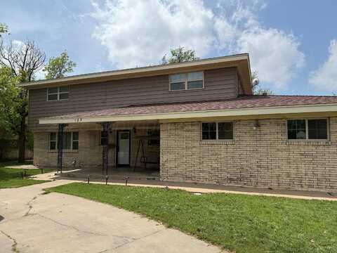 125 MULBERRY Drive, Dumas, TX 79029