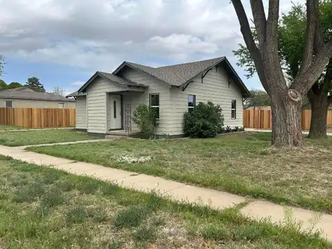 1223 Keeler Avenue, Dalhart, TX 79022
