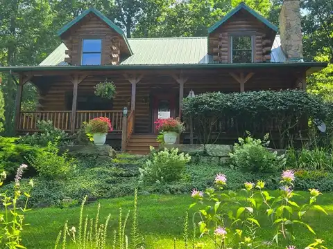 1406 Pearl Drive, Loudonville, OH 44842