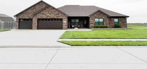 904 Hampton Drive, Centralia, MO 65240
