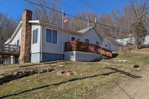 22 Fairlawn Ave, Glouster, OH 45732