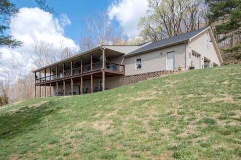 2475 Lee Cir, Syracuse, OH 45779