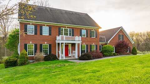 7851 Clarks Chapel, Athens, OH 45701
