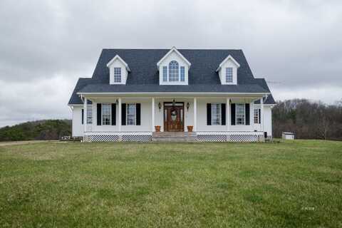 880 Graham School Rd, Gallipolis, OH 45631