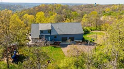 14 Old Peach Ridge Rd, Athens, OH 45701