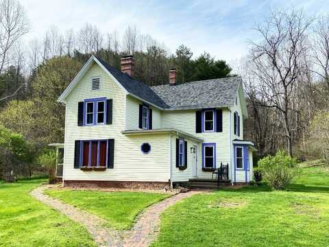 11522 Strouds Run Rd, Athens, OH 45701