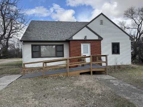 401 Swift Avenue, Cresbard, SD 57435