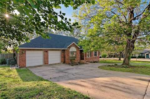4700 Dean, Springdale, AR 72764