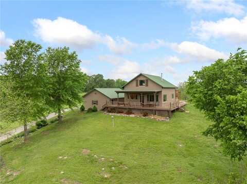 423 Gas RD, St. Joe, AR 72675