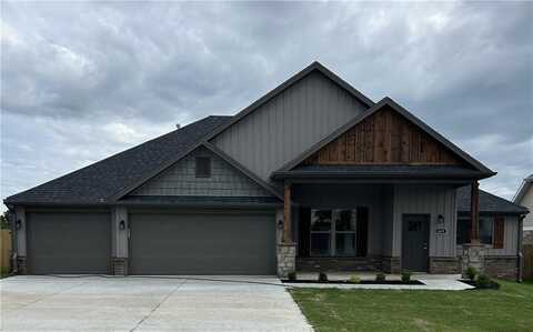 605 Pennington AVE, Prairie Grove, AR 72753