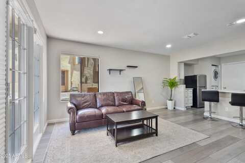 4901 S CALLE LOS CERROS Drive, Tempe, AZ 85282