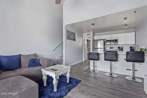 8055 E THOMAS Road, Scottsdale, AZ 85251