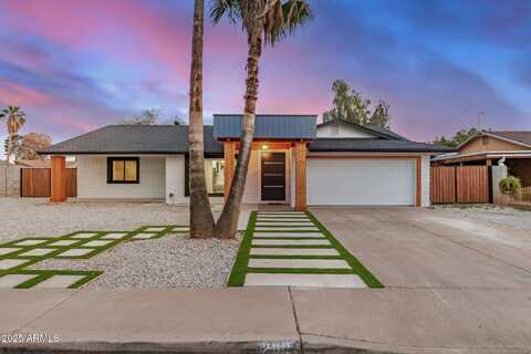 2905 W CAMPO BELLO Drive, Phoenix, AZ 85053