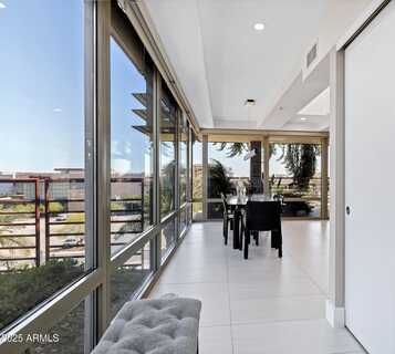 7137 E RANCHO VISTA Drive, Scottsdale, AZ 85251