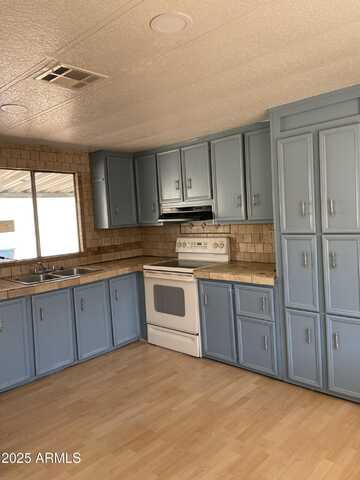 303 E South Mountain Avenue, Phoenix, AZ 85042