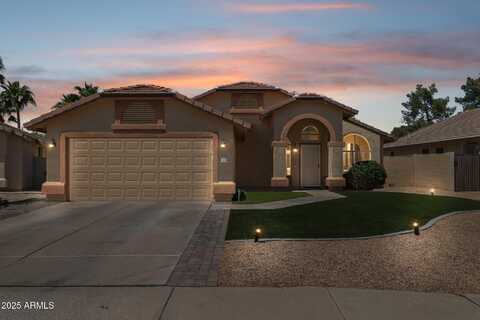 2236 E RAWHIDE Street, Gilbert, AZ 85296