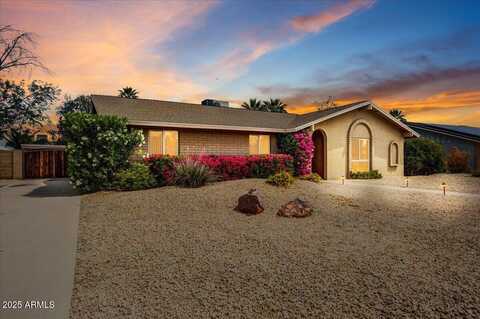 2846 E LUPINE Avenue, Phoenix, AZ 85028