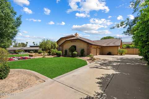 8272 S PECAN GROVE Circle, Tempe, AZ 85284