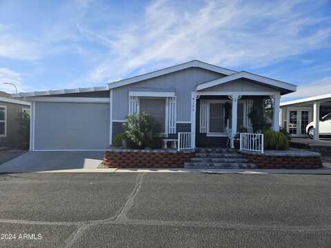 650 N Hawes Road, Mesa, AZ 85207
