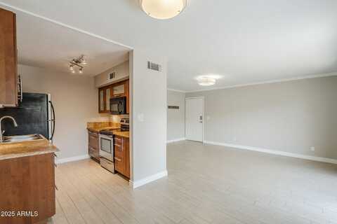 3600 N HAYDEN Road, Scottsdale, AZ 85251