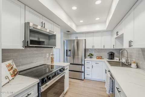 3102 E Clarendon Avenue, Phoenix, AZ 85016