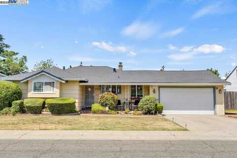 4705 B Pkwy, Sacramento, CA 95823