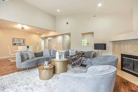 3757 Savannah Rd, Fremont, CA 94538