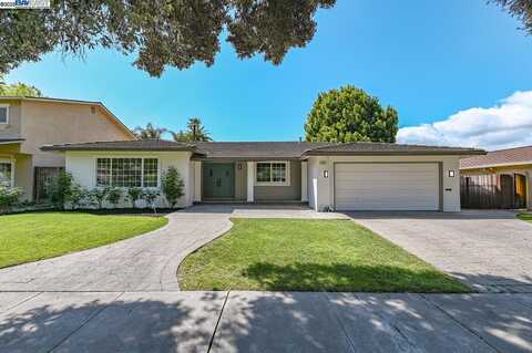 2453 Crestline Rd, Pleasanton, CA 94566
