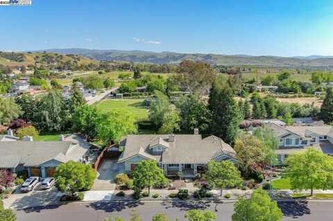 2328 Normandy Cir., Livermore, CA 94550