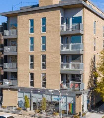 3301 N. Sheffield Avenue, Chicago, IL 60657