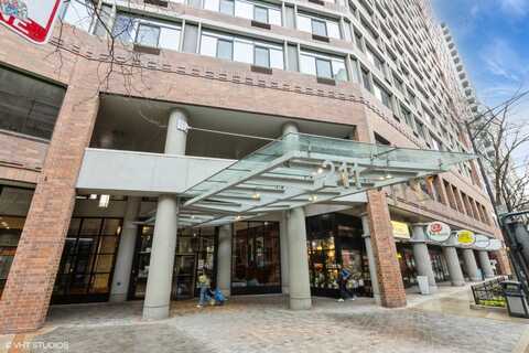 211 E. Ohio Street, Chicago, IL 60611