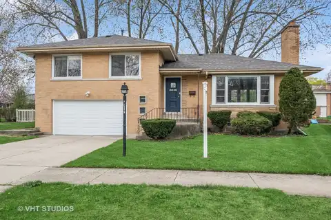8836 Knox Avenue, Skokie, IL 60076